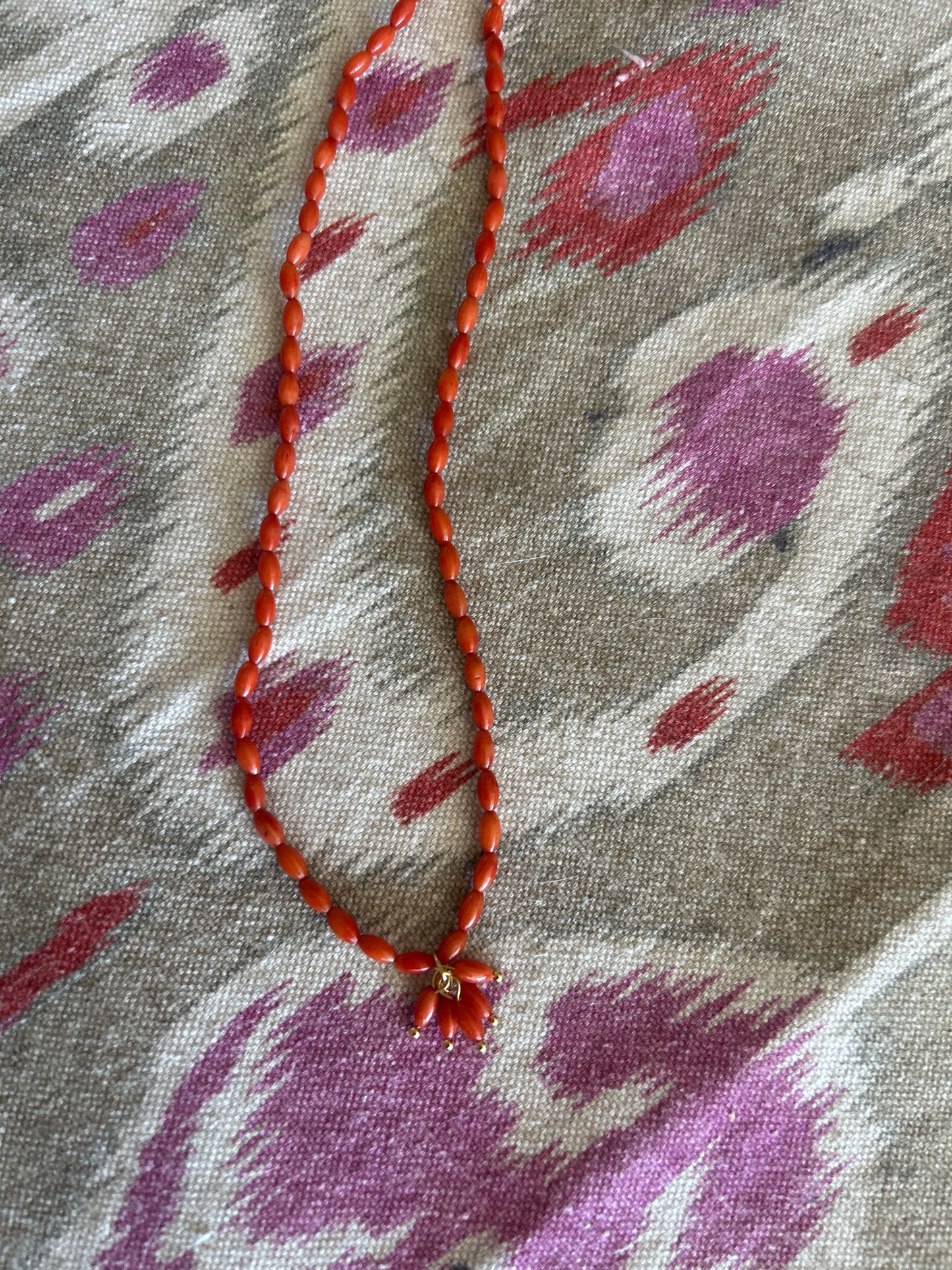 Collar racimo Coral