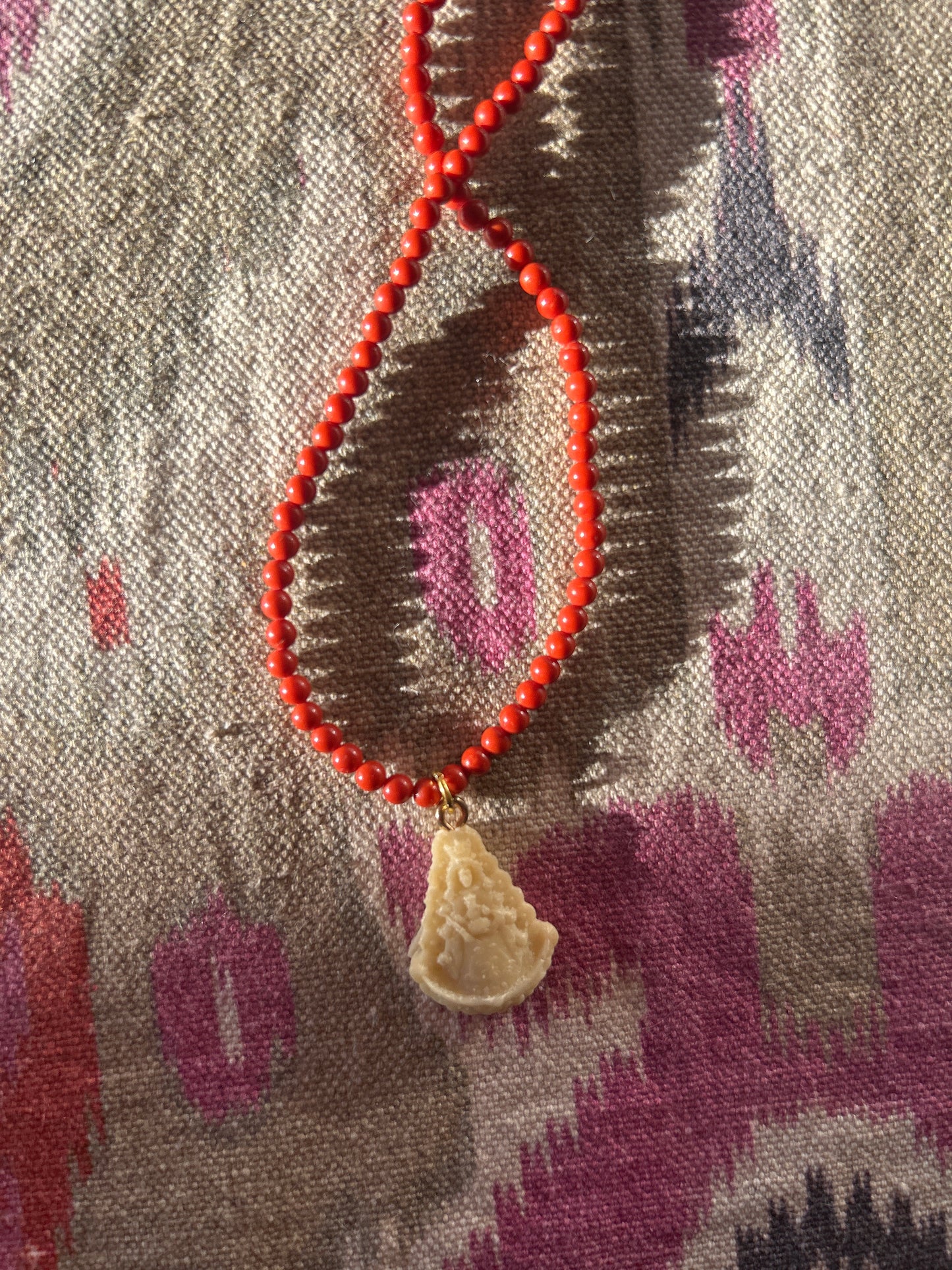 Virgen del rocio Coral