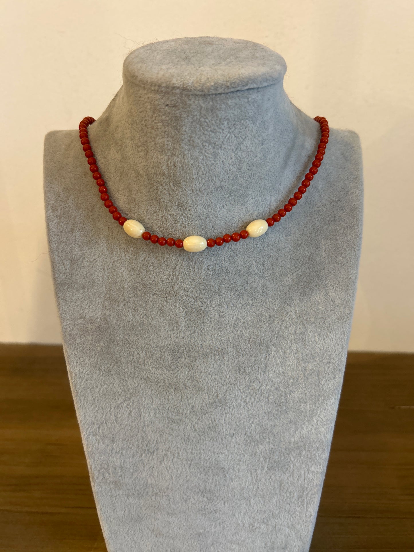 Collar coral Barril