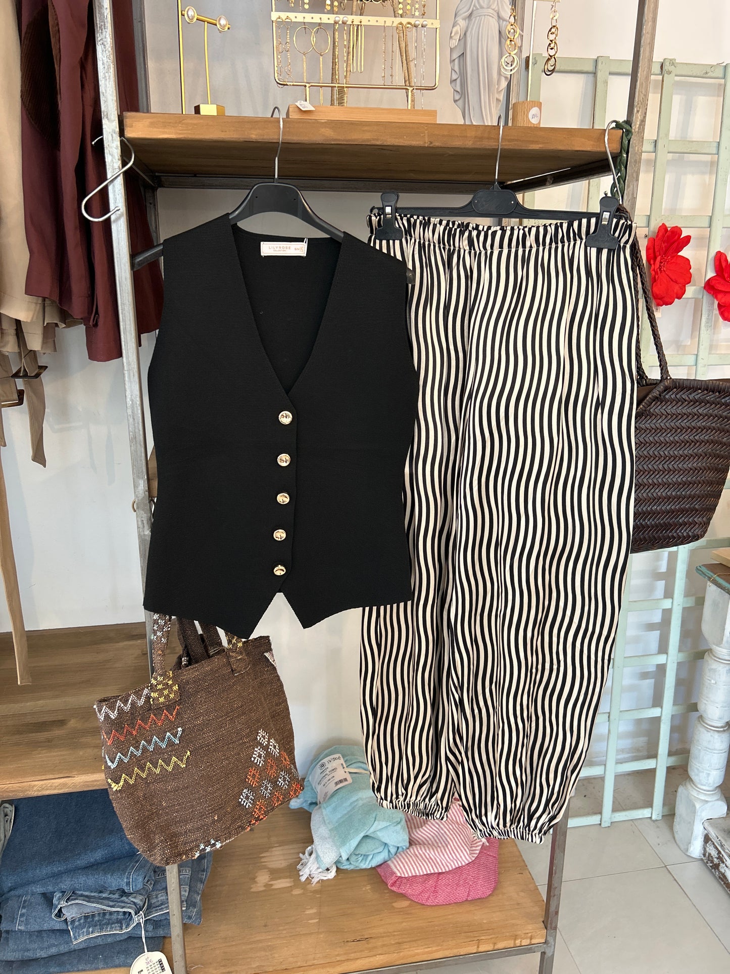 CHALEQUILLO PUNTO BOTON