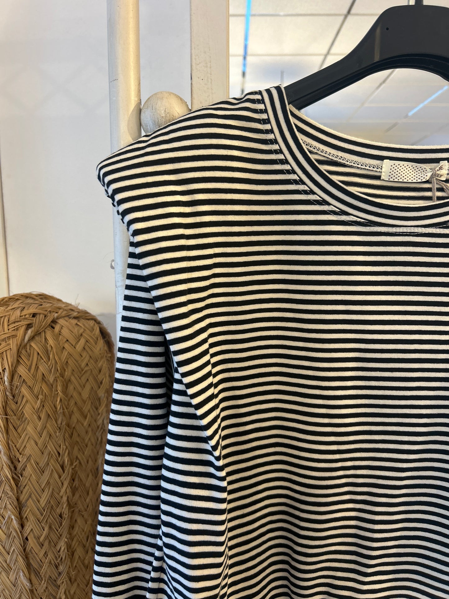 Camiseta hombrera Rayas