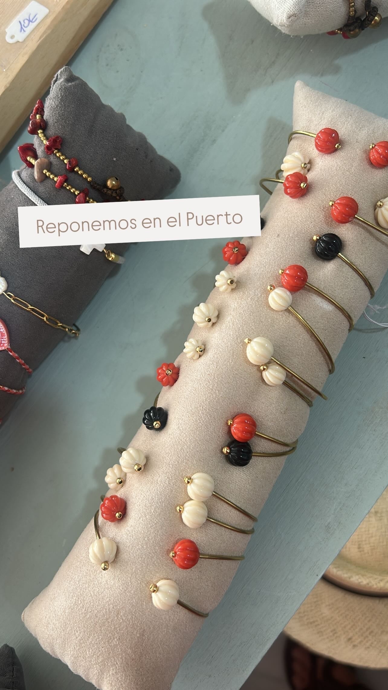 Pulsera gallonada negra