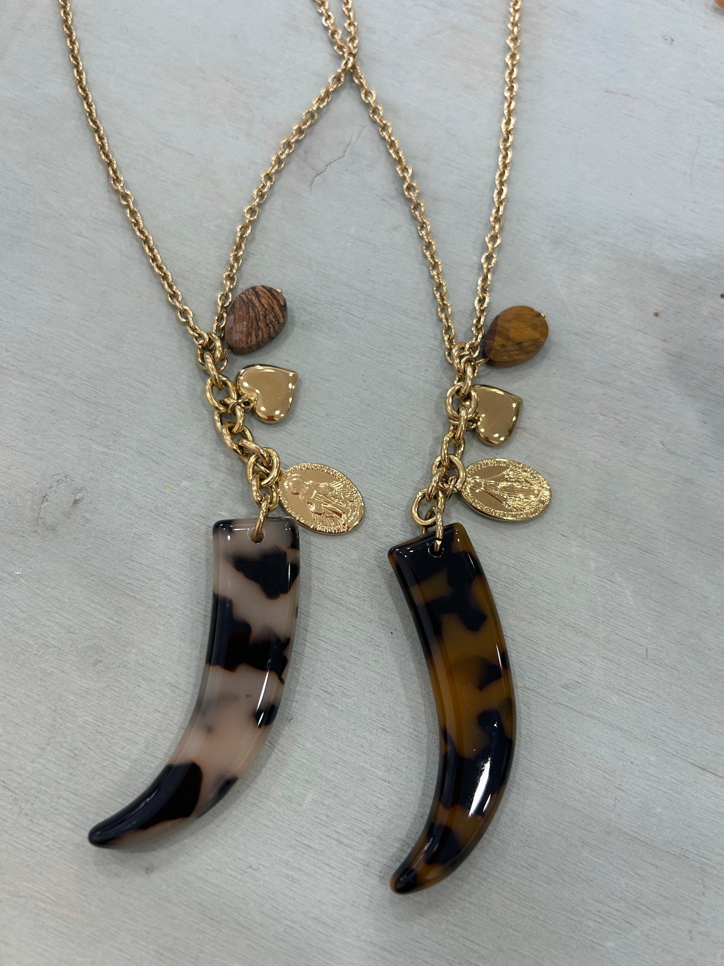 collar cuerno milagrosa