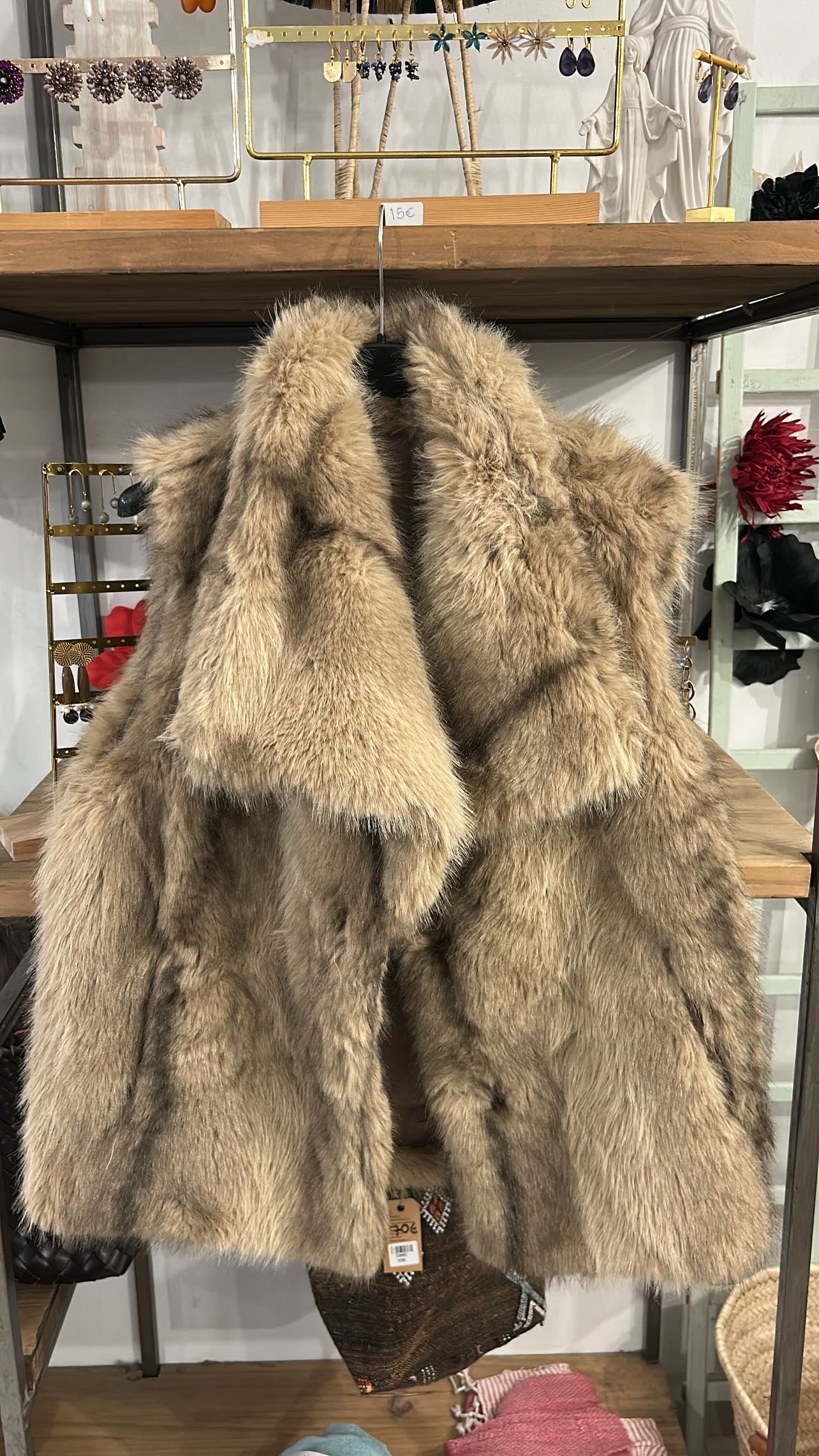 Sin mangas sintético