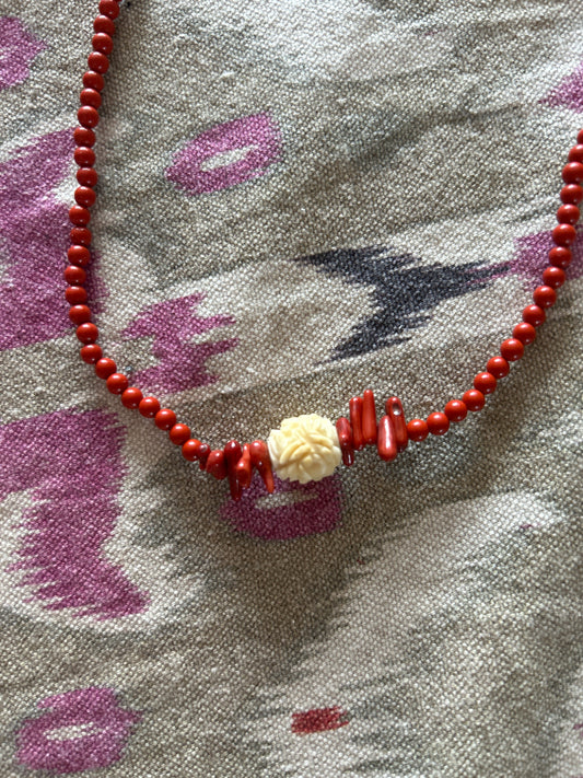 Collar Manuela Hueso