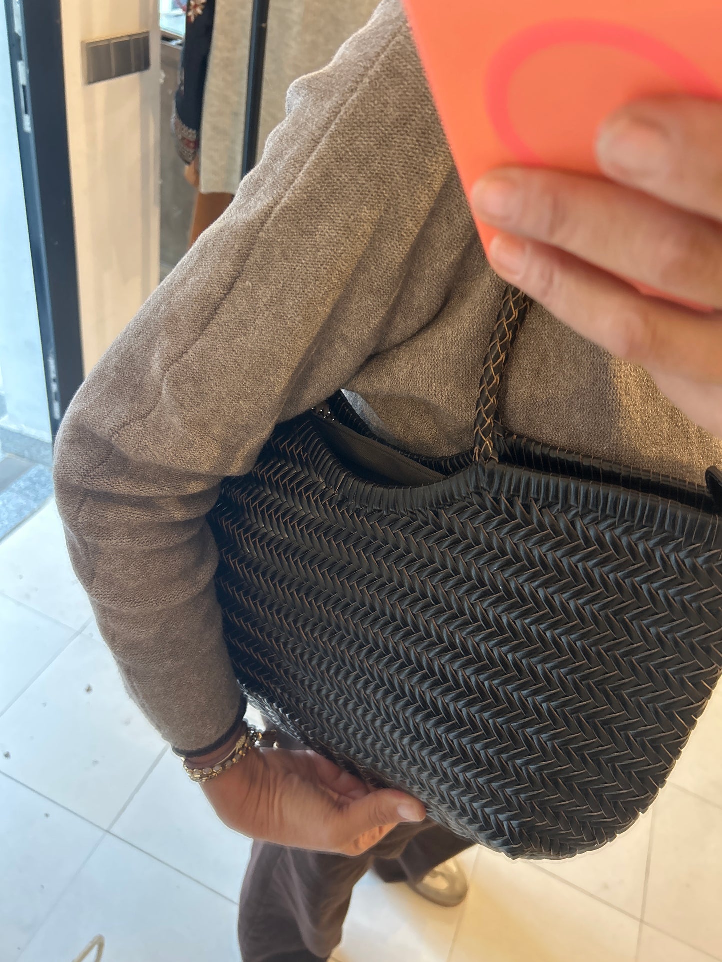 BOLSO CUERO TRENZADO MEDIANO