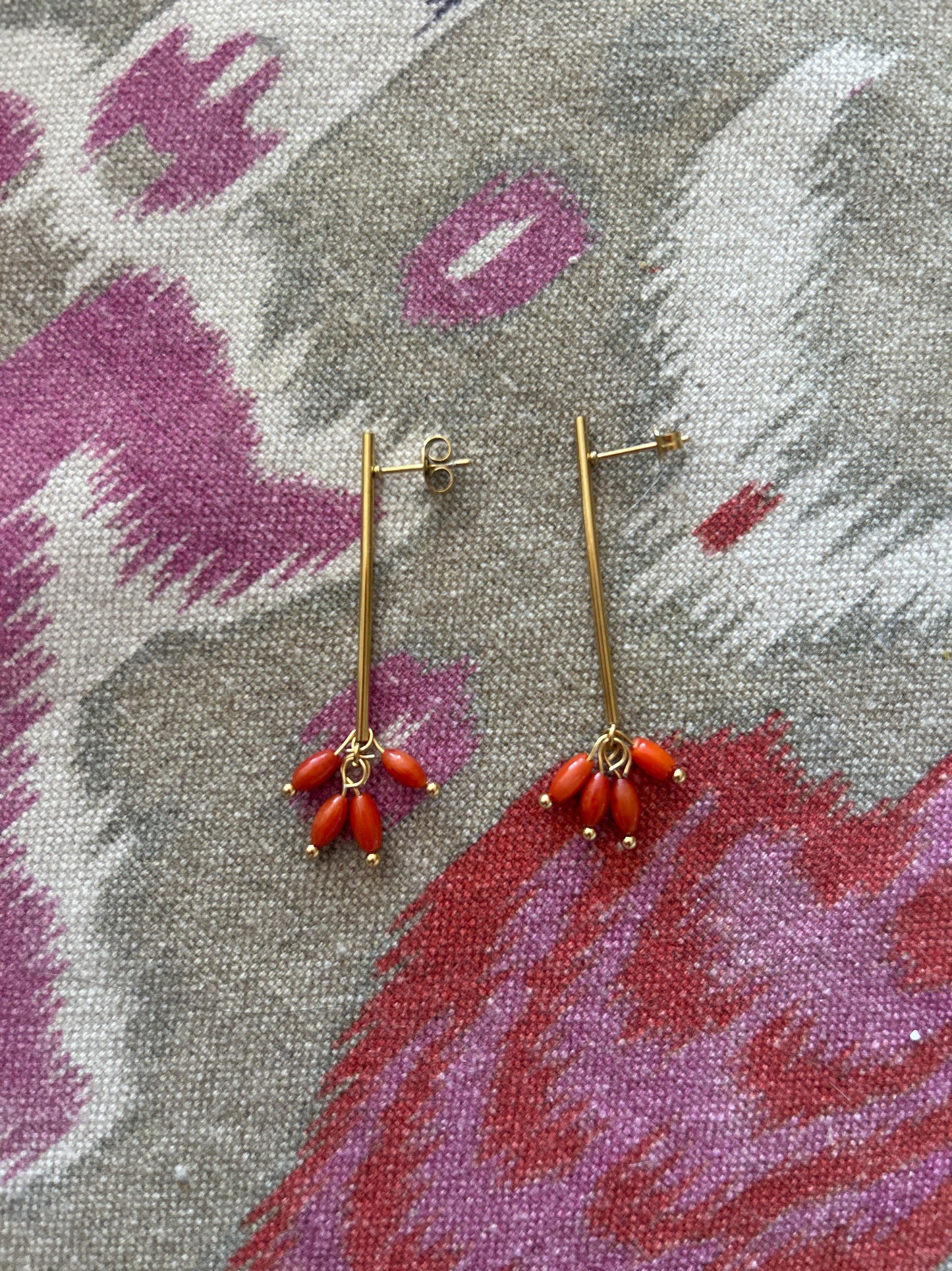 Pendientes Barra Coral
