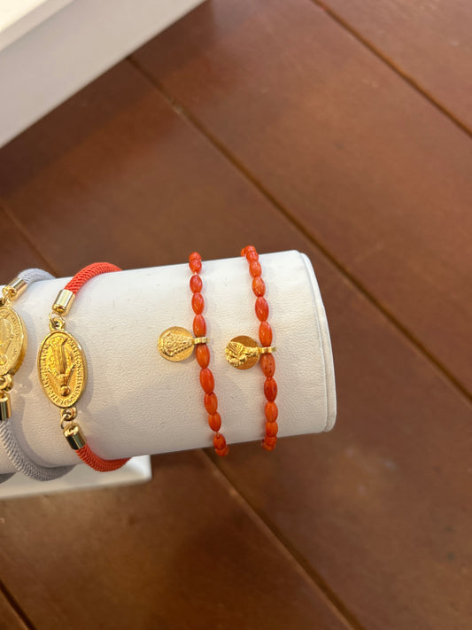 Pulsera coral Escapulario
