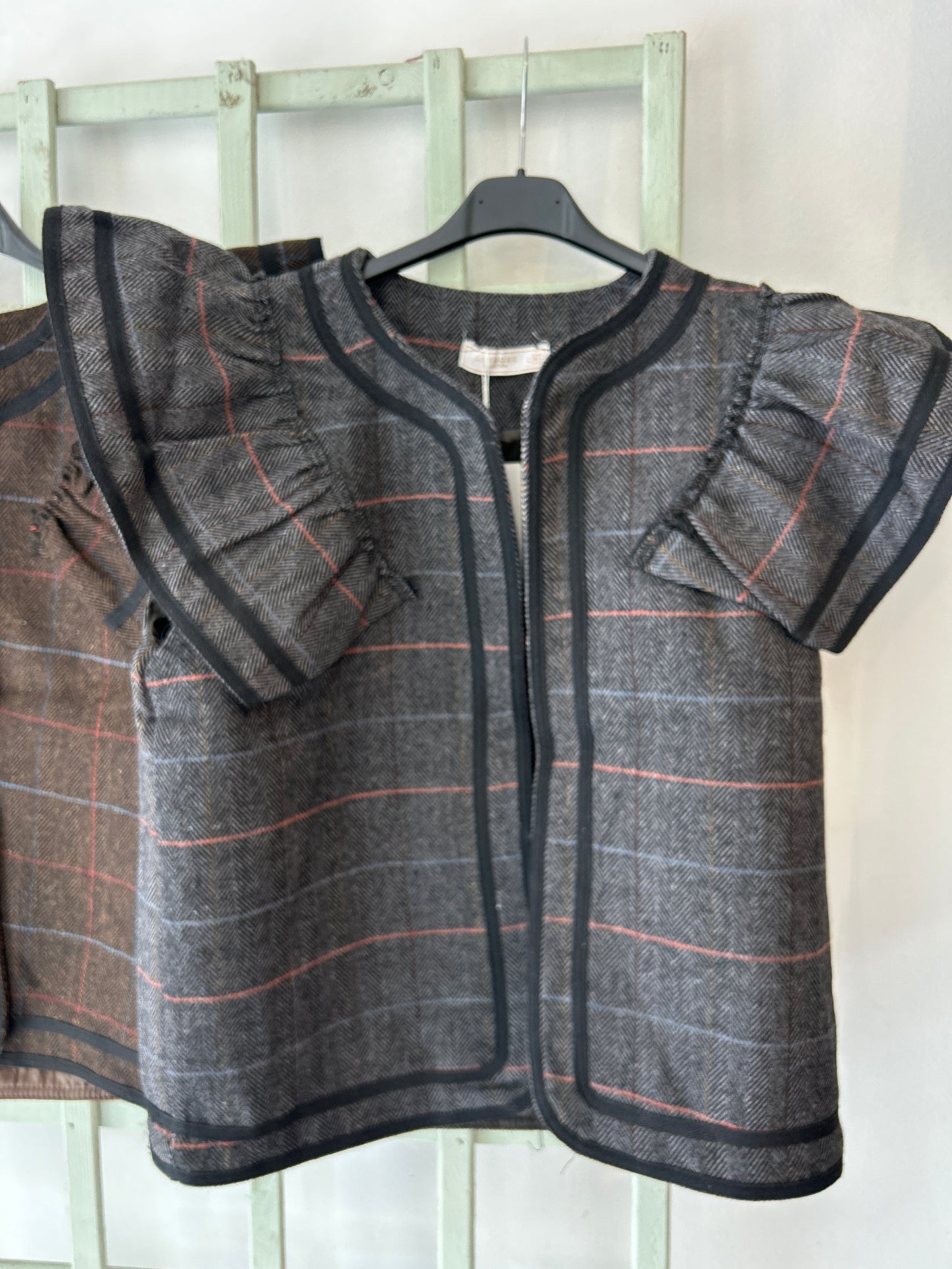 CHALEQUILLO VOLANTE CUADROS