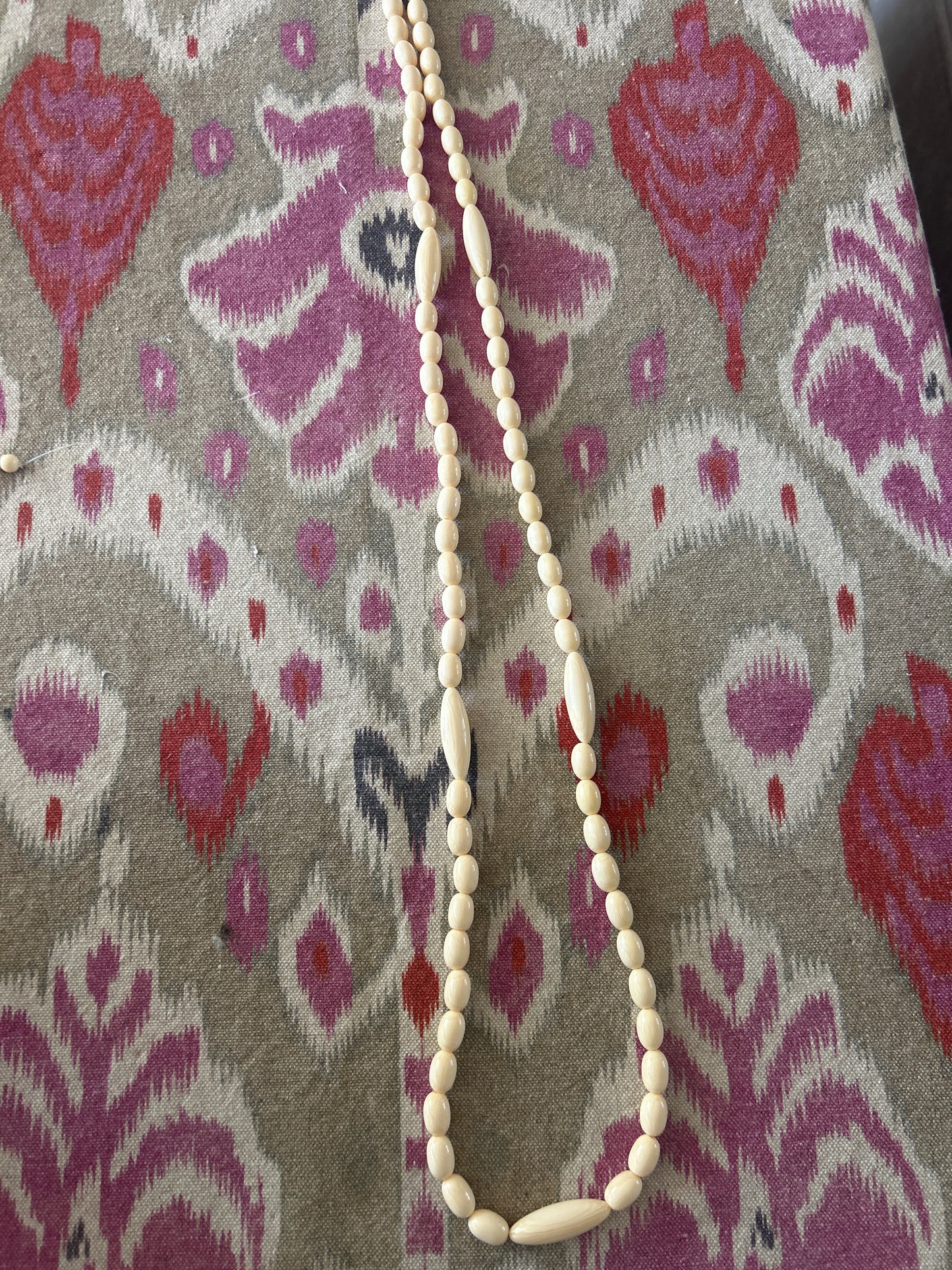 Collar Resina Largo oval