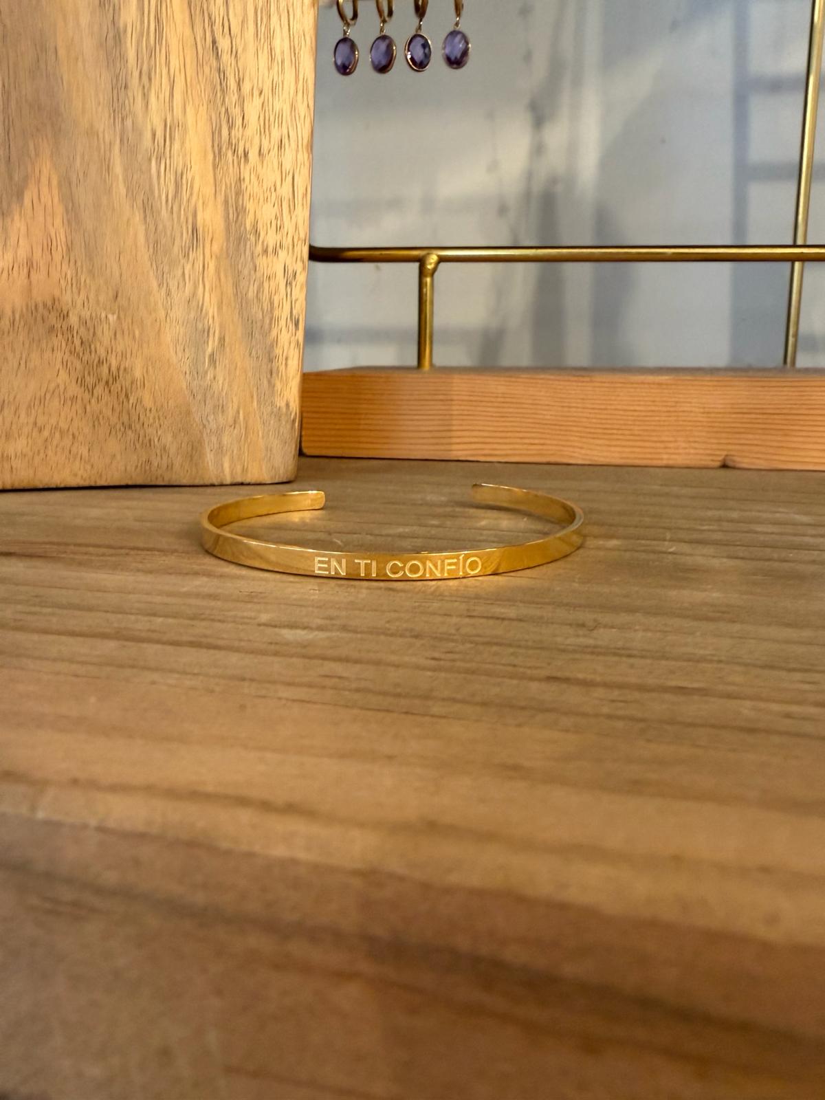 Pulsera En Ti Confío